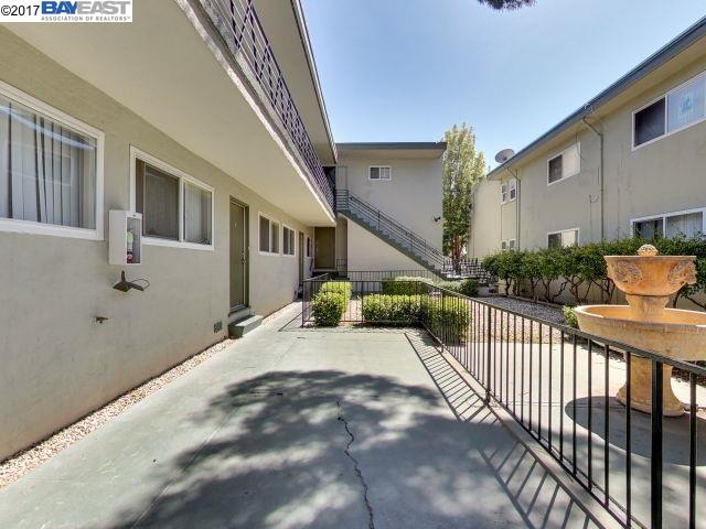 2515 10Th Ave, OAKLAND, California 94606, ,Comm Ri Multi-units 5+,For Sale,10Th Ave,40777779