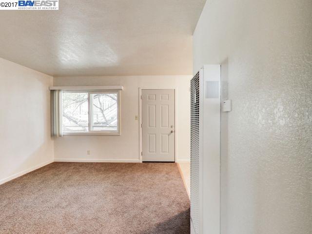 2515 10Th Ave, OAKLAND, California 94606, ,Comm Ri Multi-units 5+,For Sale,10Th Ave,40777779