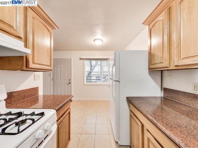 2515 10Th Ave, OAKLAND, California 94606, ,Comm Ri Multi-units 5+,For Sale,10Th Ave,40777779