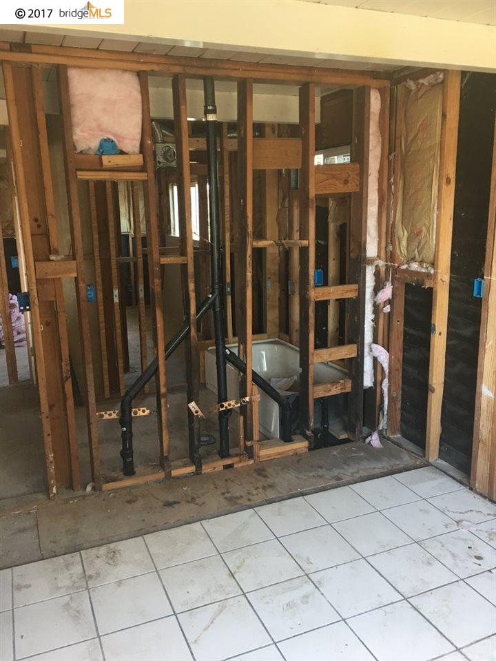1317 Burbeck Ave, RICHMOND, California 94801, ,Comm Ri Multi-units 5+,For Sale,Burbeck Ave,40781424