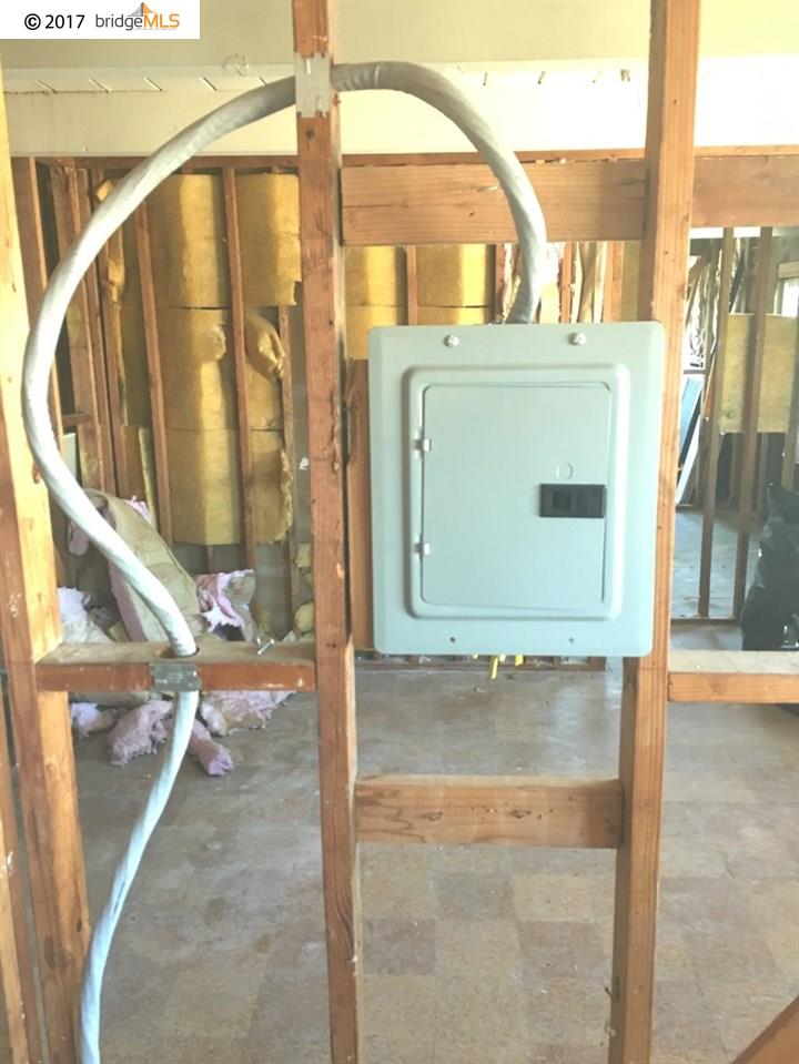 1317 Burbeck Ave, RICHMOND, California 94801, ,Comm Ri Multi-units 5+,For Sale,Burbeck Ave,40781424