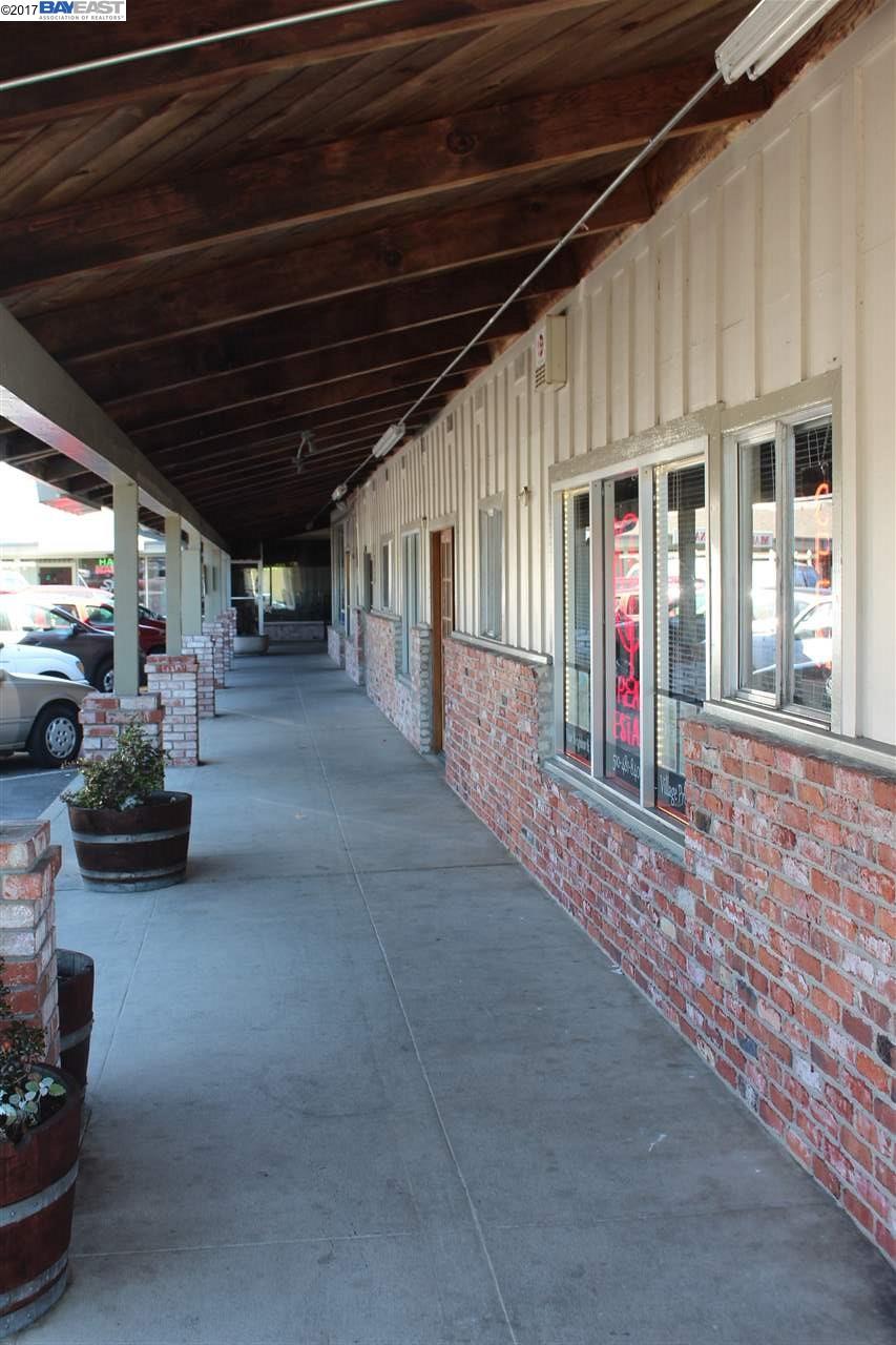 15847 Channel St, SAN LORENZO, California 94580, ,Comm Industrial For Lease,For Rent,Channel St,40942351