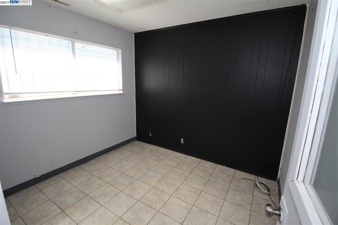 15847 Channel St, SAN LORENZO, California 94580, ,Comm Industrial For Lease,For Rent,Channel St,40942351