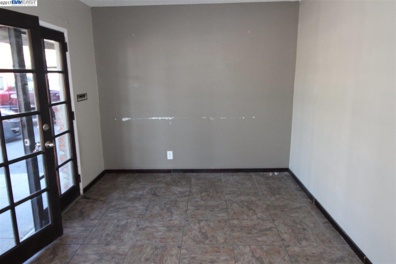 15847 Channel St, SAN LORENZO, California 94580, ,Comm Industrial For Lease,For Rent,Channel St,40942351