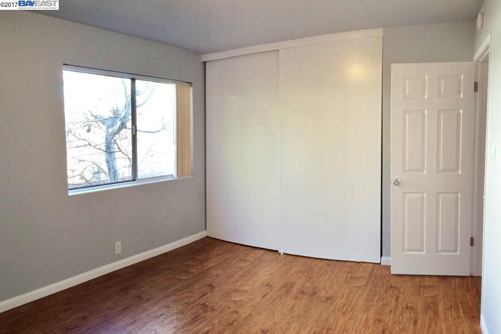 5621 El Dorado, EL CERRITO, California 94530, ,Comm Ri Multi-units 5+,For Sale,El Dorado,40784388