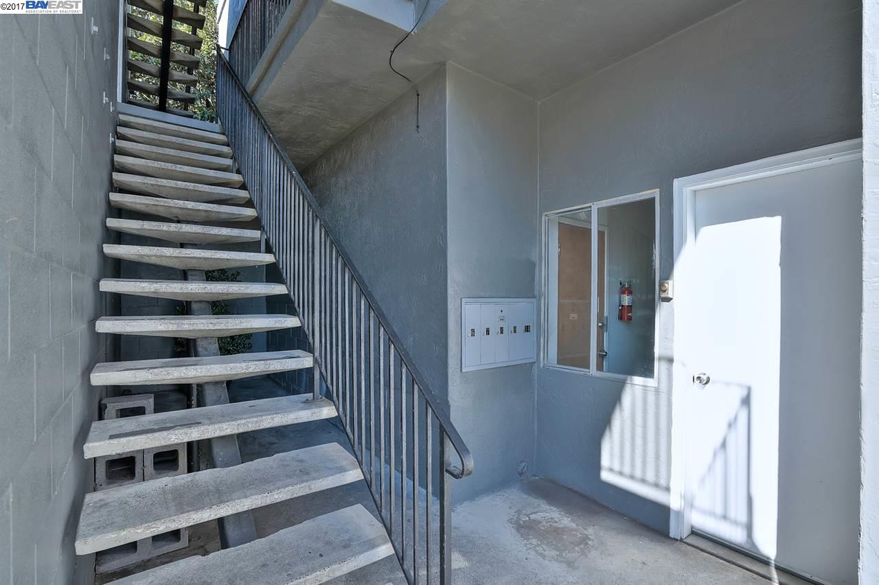 5621 El Dorado, EL CERRITO, California 94530, ,Comm Ri Multi-units 5+,For Sale,El Dorado,40784388