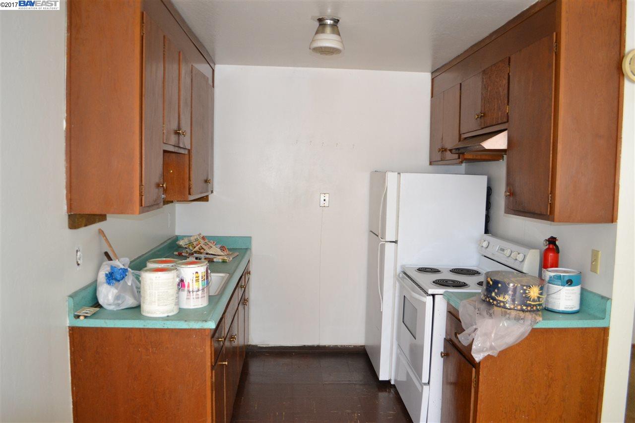 670 18Th St, OAKLAND, California 94612, ,Comm Ri Multi-units 5+,For Sale,18Th St,40788239