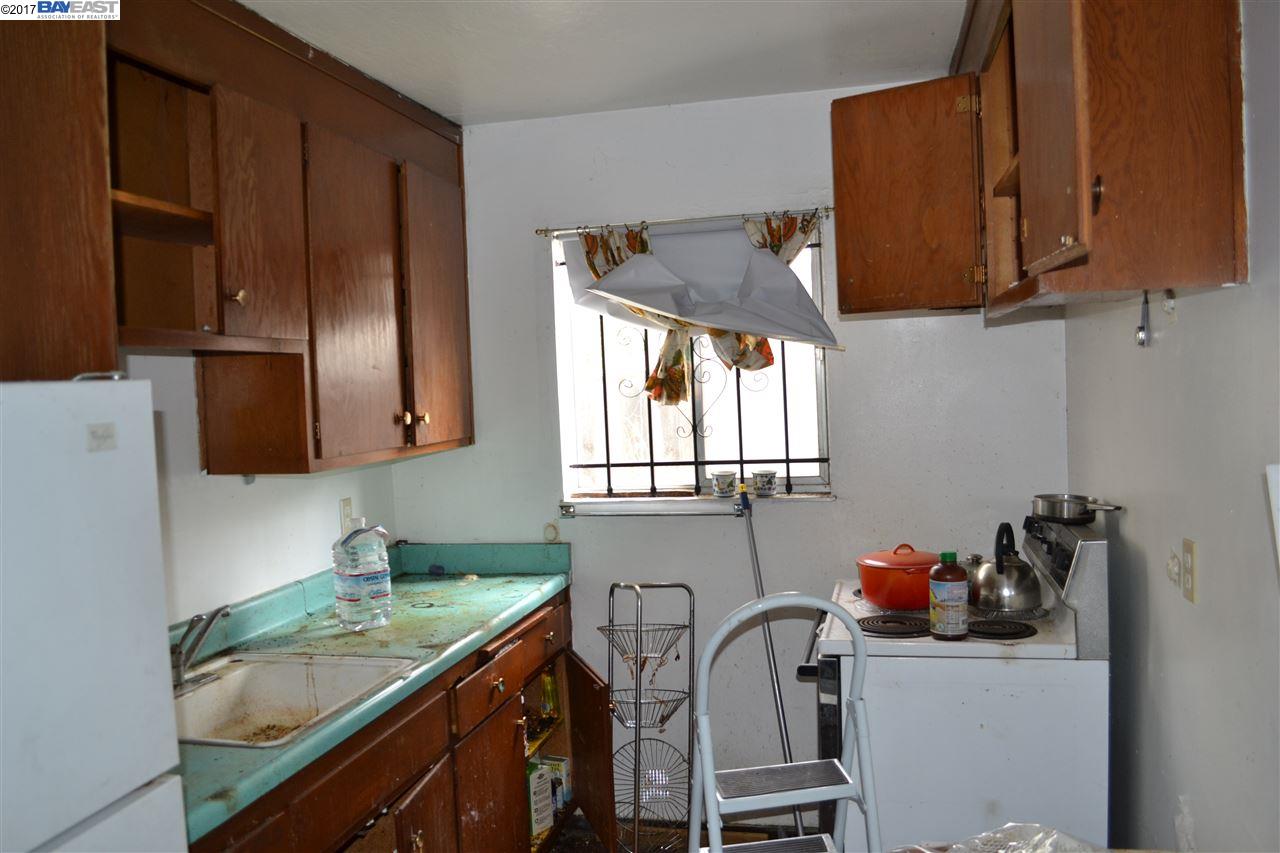 670 18Th St, OAKLAND, California 94612, ,Comm Ri Multi-units 5+,For Sale,18Th St,40788239