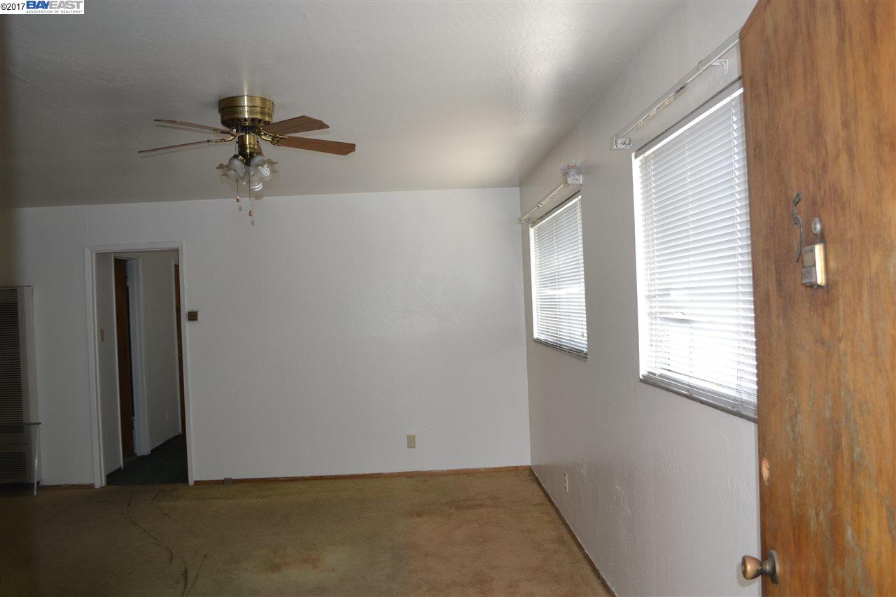 670 18Th St, OAKLAND, California 94612, ,Comm Ri Multi-units 5+,For Sale,18Th St,40788239