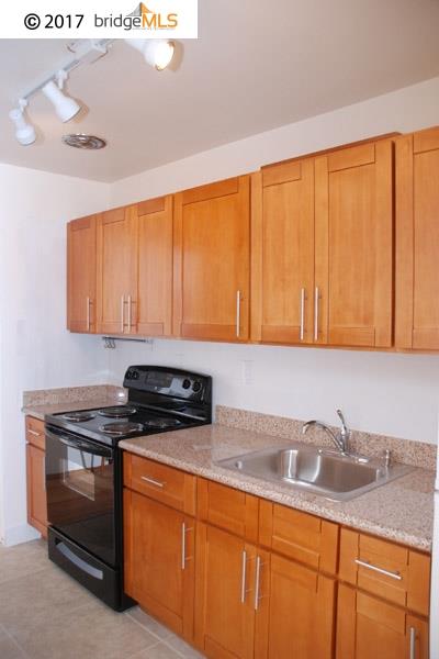 2003 Berkeley Way, BERKELEY, California 94704, ,Comm Ri Multi-units 5+,For Sale,Berkeley Way,40790265