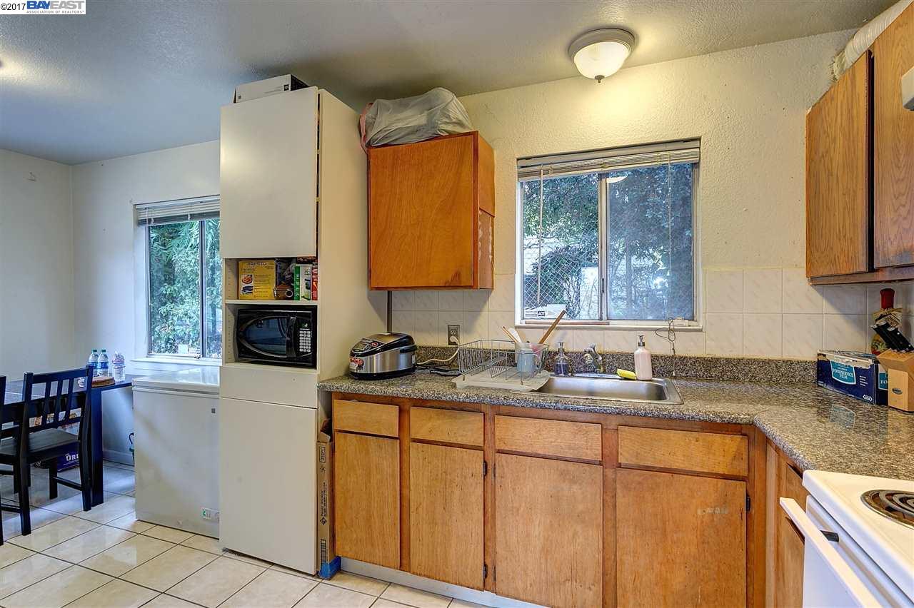 2151 24Th St, OAKLAND, California 94606, ,Comm Ri Multi-units 5+,For Sale,24Th St,40790282