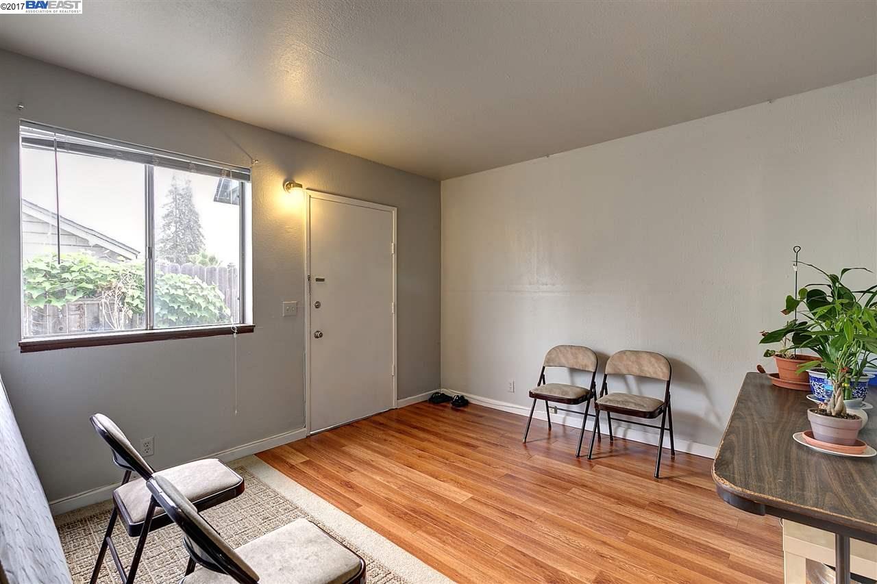 2151 24Th St, OAKLAND, California 94606, ,Comm Ri Multi-units 5+,For Sale,24Th St,40790282