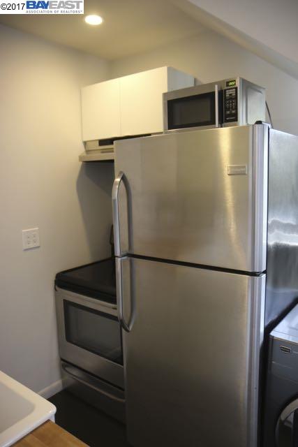 830 Milton St, OAKLAND, California 94607, ,Comm Ri Multi-units 5+,For Sale,Milton St,40790657