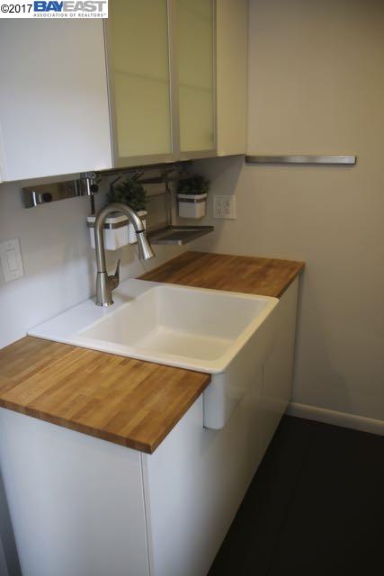 830 Milton St, OAKLAND, California 94607, ,Comm Ri Multi-units 5+,For Sale,Milton St,40790657