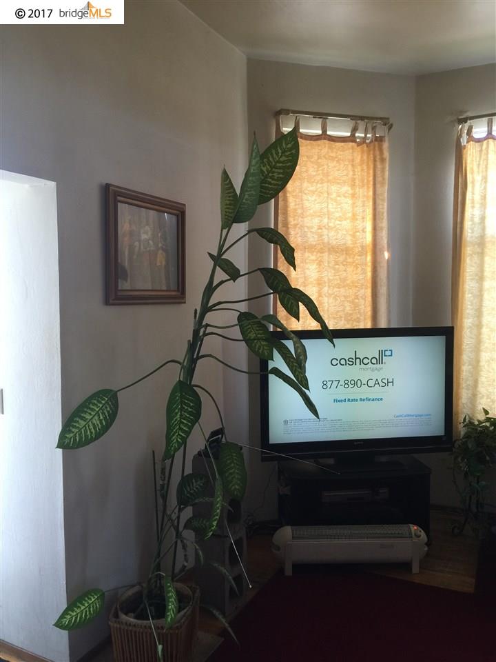 1422- 1440 Chestnut St, OAKLAND, California 94607, ,Comm Ri Multi-units 5+,For Sale,1440 Chestnut St,40791692
