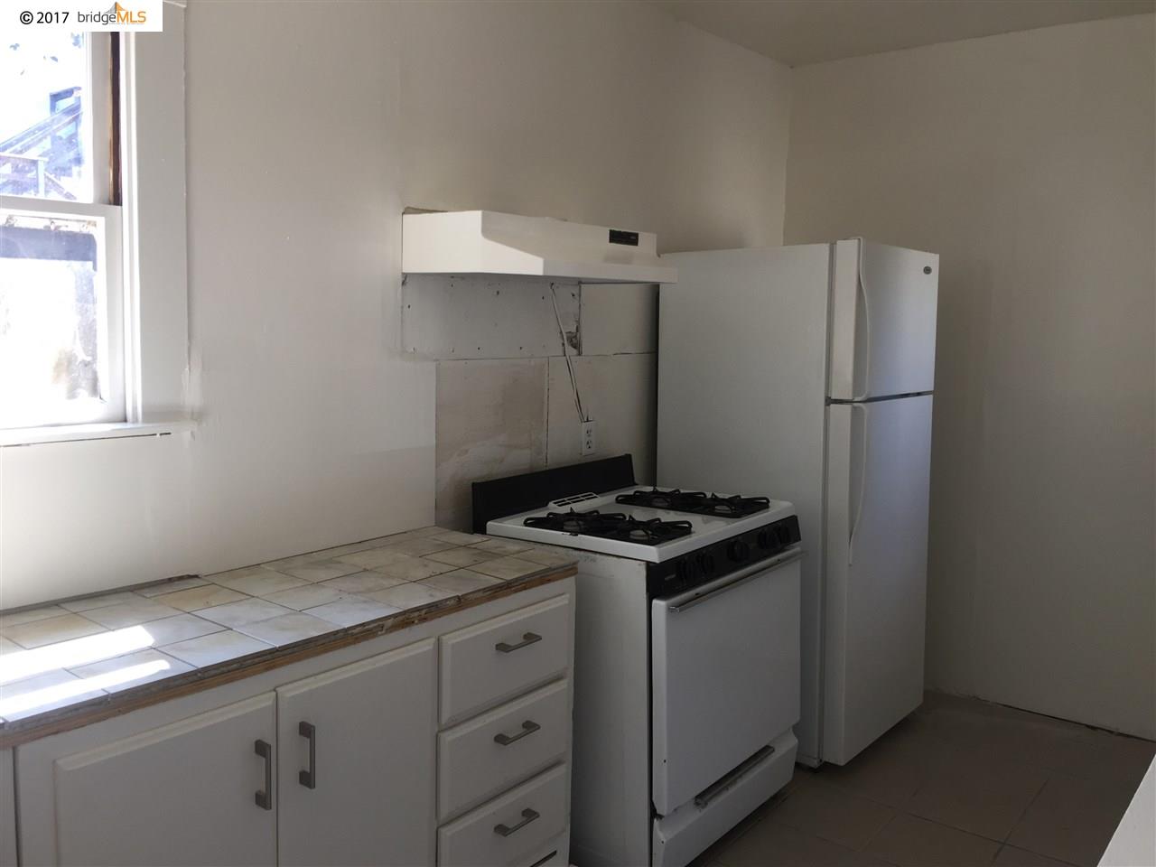1422- 1440 Chestnut St, OAKLAND, California 94607, ,Comm Ri Multi-units 5+,For Sale,1440 Chestnut St,40791692