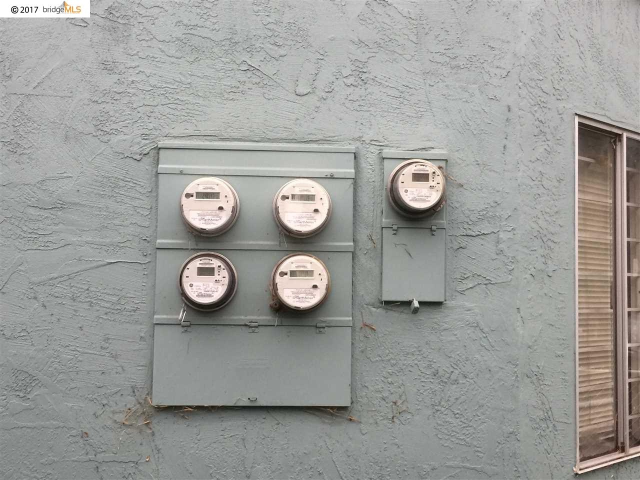 1422- 1440 Chestnut St, OAKLAND, California 94607, ,Comm Ri Multi-units 5+,For Sale,1440 Chestnut St,40791692