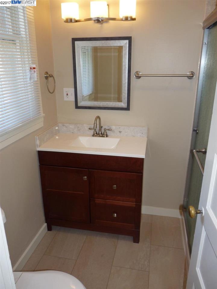 1805 Alameda Ave, ALAMEDA, California 94501, ,Comm Ri Multi-units 5+,For Sale,Alameda Ave,40792591