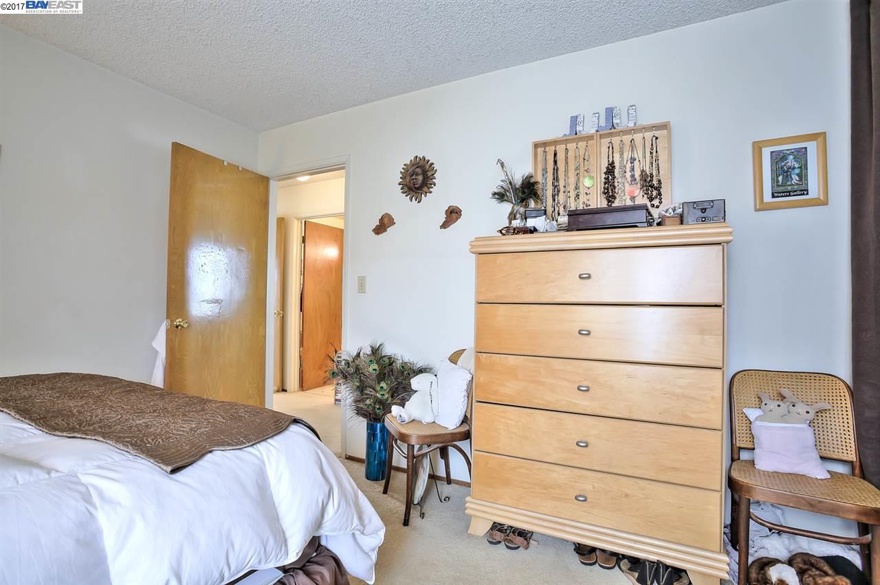 895 Lafayette St, ALAMEDA, California 94501, ,Comm Ri Multi-units 5+,For Sale,Lafayette St,40798596