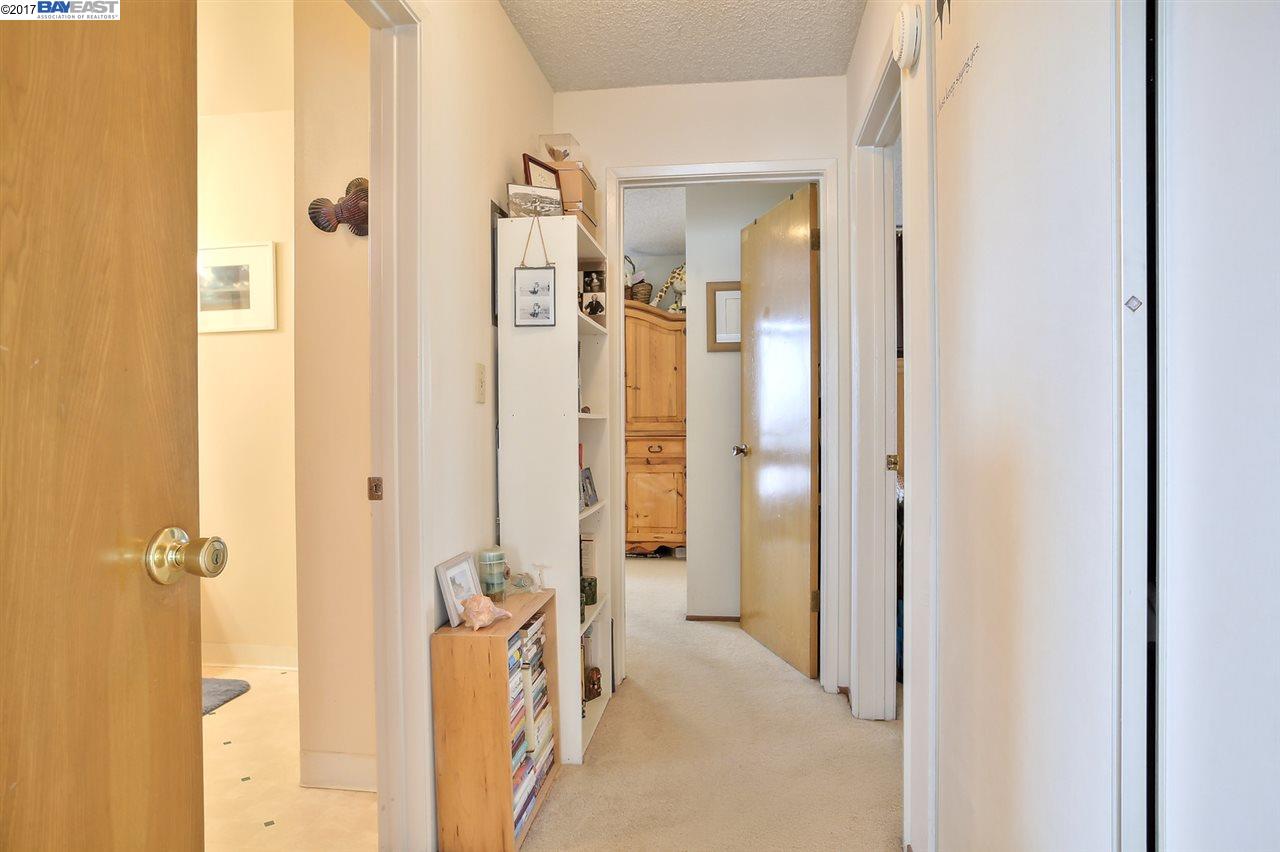 895 Lafayette St, ALAMEDA, California 94501, ,Comm Ri Multi-units 5+,For Sale,Lafayette St,40798596