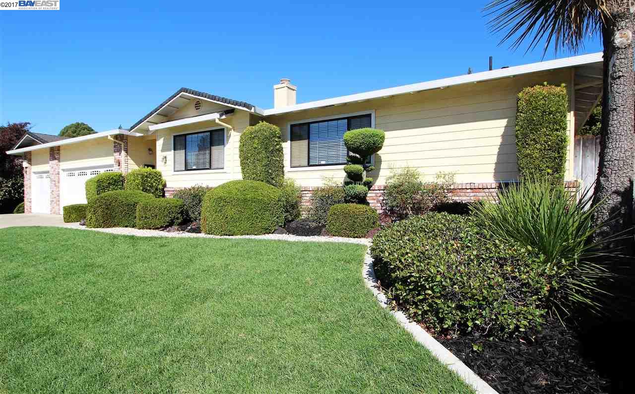 3124 BARRETT CT, CASTRO VALLEY, CA 94546 » Village Properties