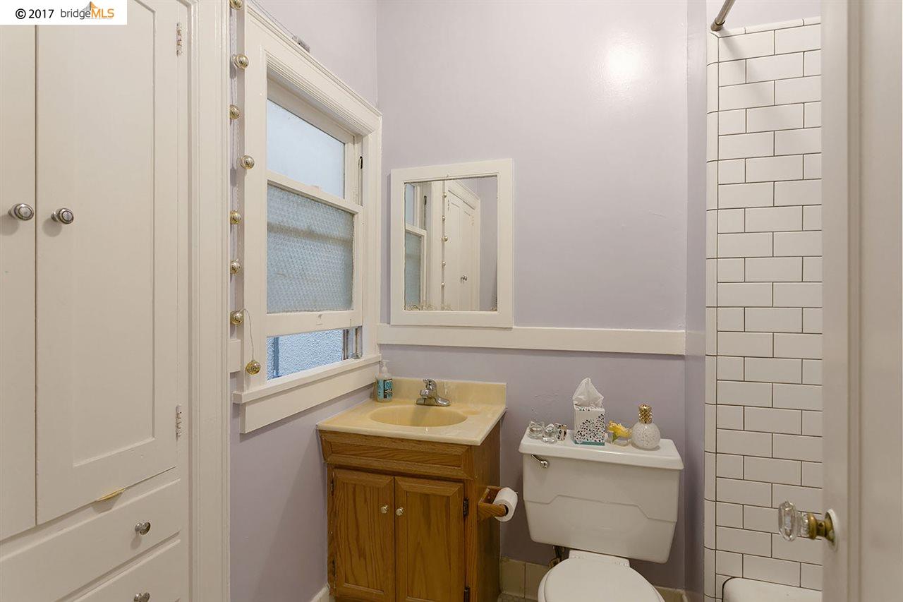 3141 COLLEGE AVENUE, BERKELEY, California 94705, ,Comm Ri Multi-units 5+,For Sale,COLLEGE AVENUE,40801557