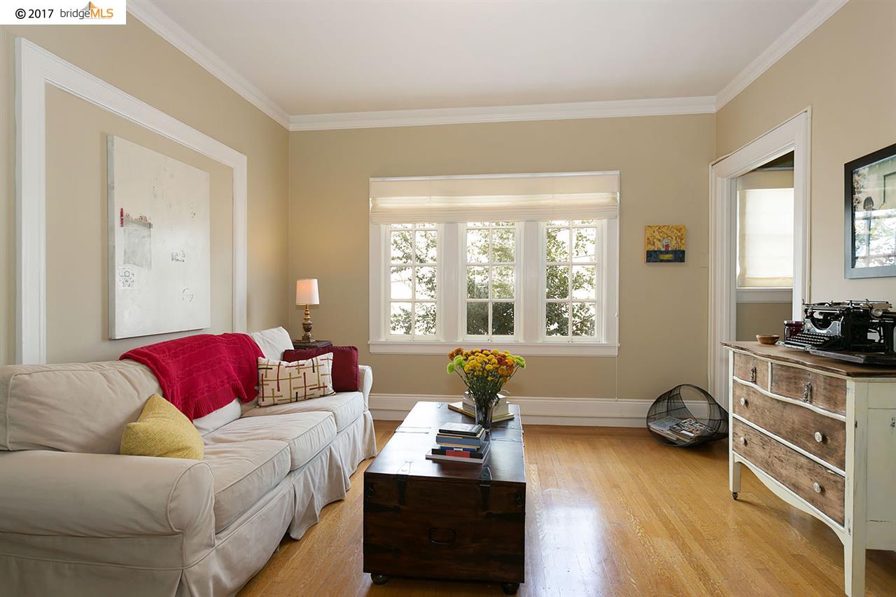 3141 COLLEGE AVENUE, BERKELEY, California 94705, ,Comm Ri Multi-units 5+,For Sale,COLLEGE AVENUE,40801557