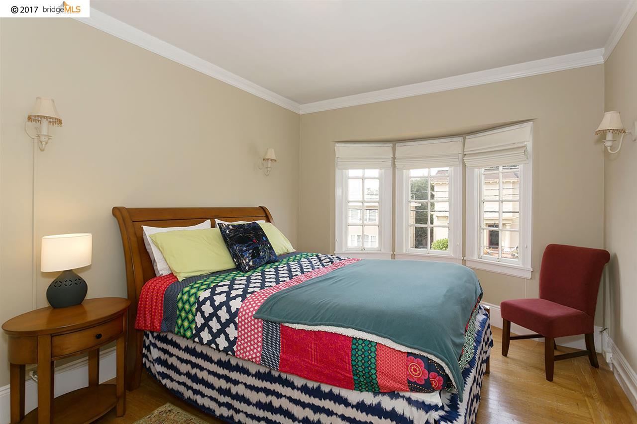 3141 COLLEGE AVENUE, BERKELEY, California 94705, ,Comm Ri Multi-units 5+,For Sale,COLLEGE AVENUE,40801557