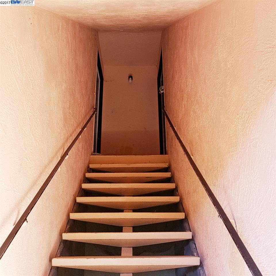 6108 Hilton St, OAKLAND, California 94605, ,Comm Ri Multi-units 5+,For Sale,Hilton St,40802845
