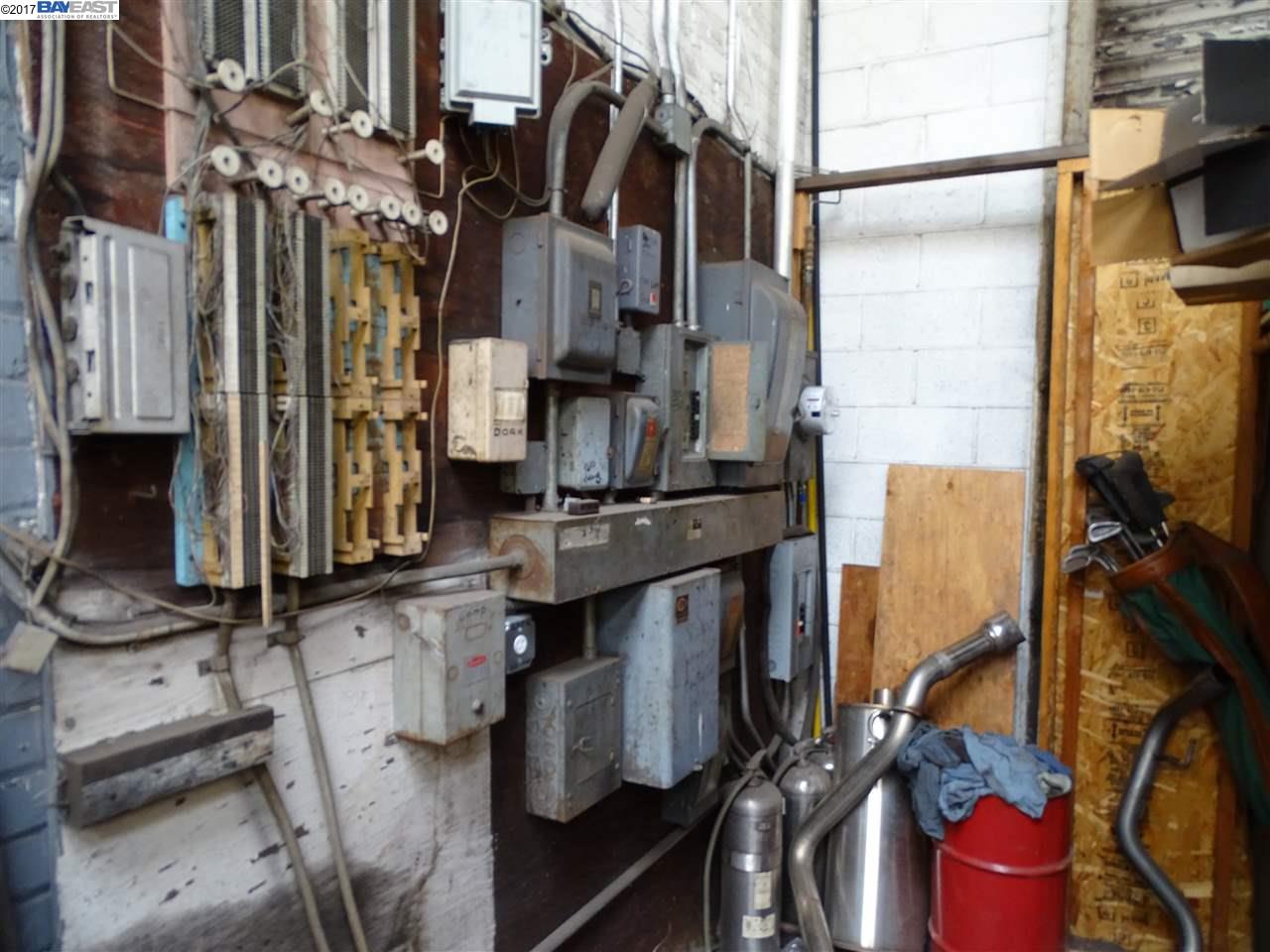 1900 Park St, ALAMEDA, California 94501, ,Comm Industrial For Lease,For Rent,Park St,40942576