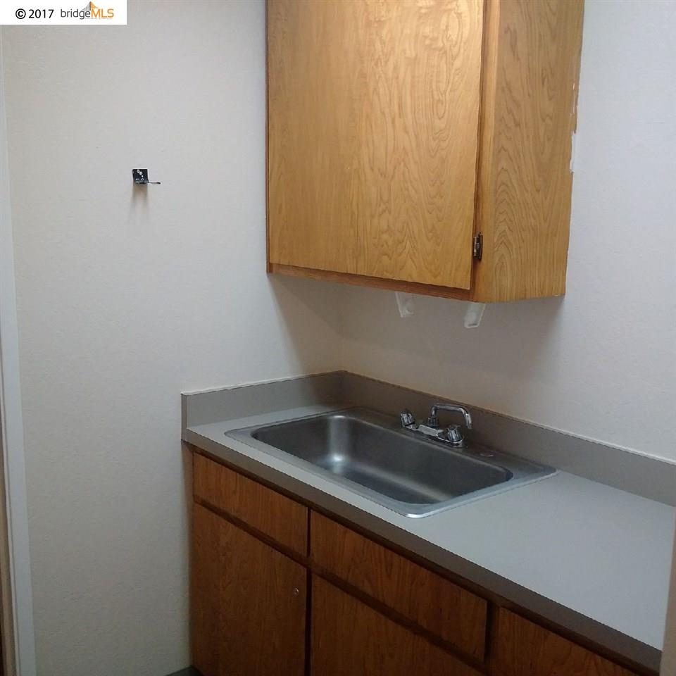 1660 San Pablo Ave, PINOLE, California 94564, ,Comm Industrial For Lease,For Rent,San Pablo Ave,40942591