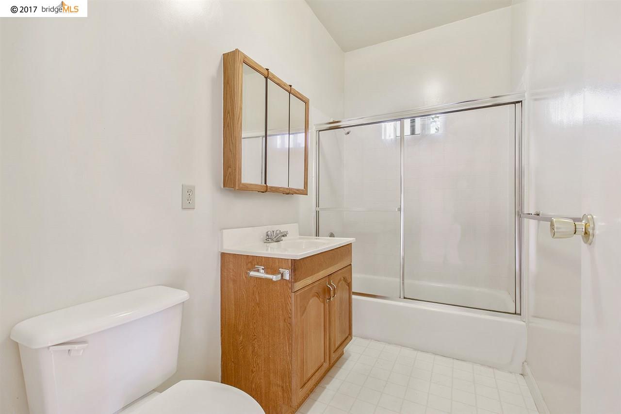 478 Capital St, OAKLAND, California 94610-5136, ,Comm Ri Multi-units 5+,For Sale,Capital St,40804293