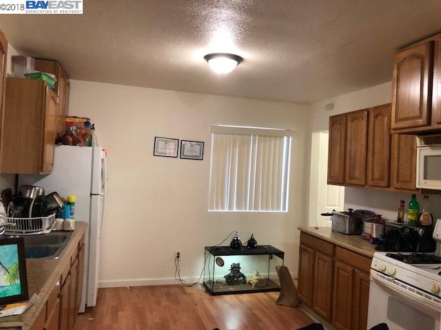 30 Sara Ct, BAY POINT, California 94565-3461, ,Comm Ri Multi-units 5+,For Sale,Sara Ct,40806497