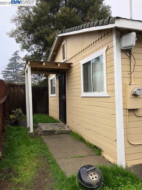 30 Sara Ct, BAY POINT, California 94565-3461, ,Comm Ri Multi-units 5+,For Sale,Sara Ct,40806497
