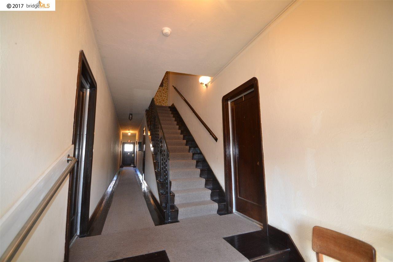 1237 Russell St, BERKELEY, California 94702, ,Comm Ri Multi-units 5+,For Sale,Russell St,40806806