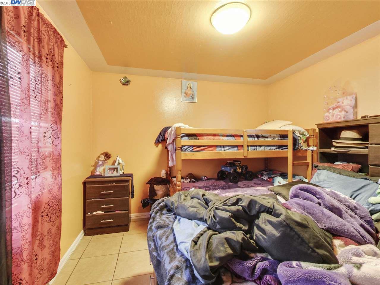 7615 Bancroft Ave, OAKLAND, California 94605, ,Comm Ri Multi-units 5+,For Sale,Bancroft Ave,40810220