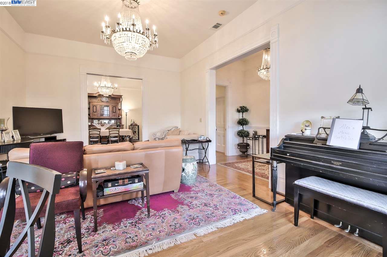 2114 Santa Clara Ave, ALAMEDA, California 94501, ,Comm Ri Multi-units 5+,For Sale,Santa Clara Ave,40810537