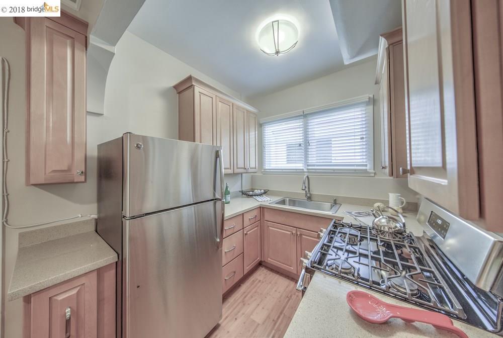 2427 Hilgard Avenue, BERKELEY, California 94709, ,Comm Ri Multi-units 5+,For Sale,Hilgard Avenue,40811608