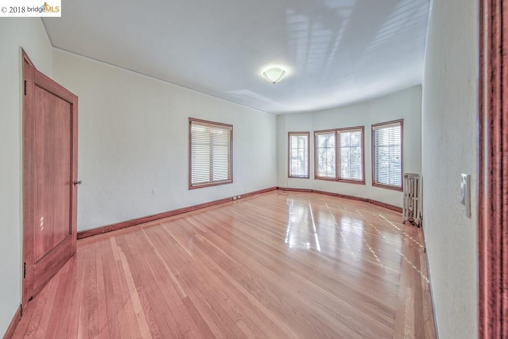 2427 Hilgard Avenue, BERKELEY, California 94709, ,Comm Ri Multi-units 5+,For Sale,Hilgard Avenue,40811608