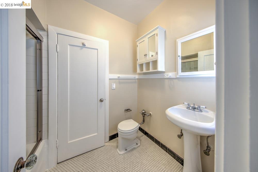 2427 Hilgard Avenue, BERKELEY, California 94709, ,Comm Ri Multi-units 5+,For Sale,Hilgard Avenue,40811608