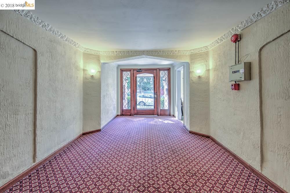 2427 Hilgard Avenue, BERKELEY, California 94709, ,Comm Ri Multi-units 5+,For Sale,Hilgard Avenue,40811608