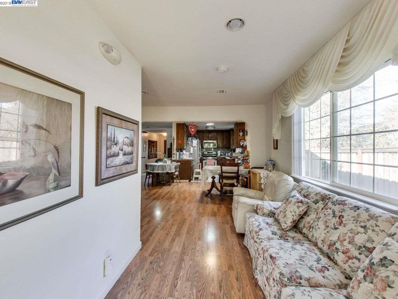 295 Sparrow Dr, HERCULES, California 94547, ,Comm Ri Multi-units 5+,For Sale,Sparrow Dr,40811704