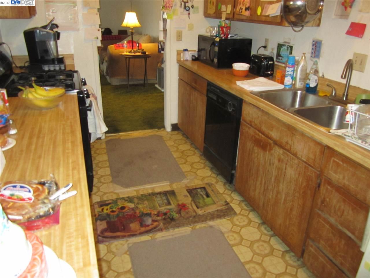 323 Smalley Ave, HAYWARD, California 94541, ,Comm Ri Multi-units 5+,For Sale,Smalley Ave,40815140