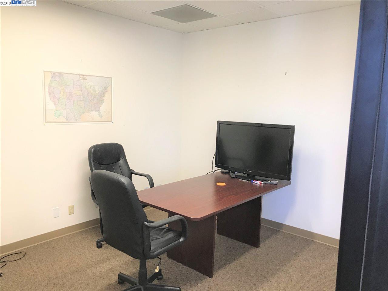 5674 Stoneridge Drive, STE 100, PLEASANTON, California 94588, ,Comm Industrial For Lease,For Rent,Stoneridge Drive, STE 100,40942861