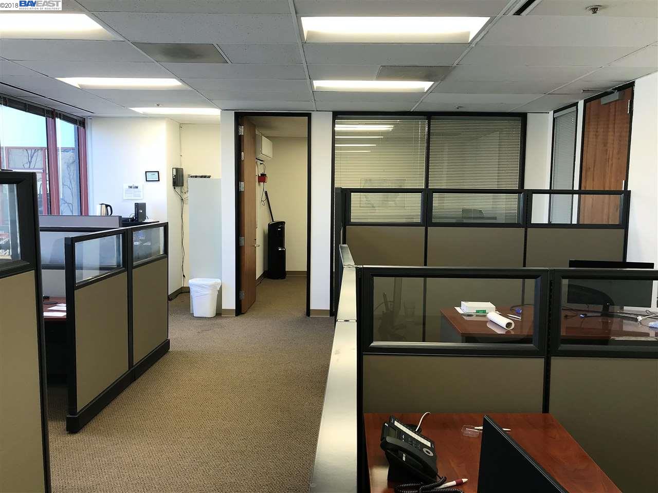 5674 Stoneridge Drive, STE 100, PLEASANTON, California 94588, ,Comm Industrial For Lease,For Rent,Stoneridge Drive, STE 100,40942861