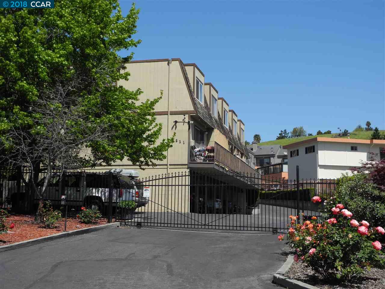 4811 Appian Way, EL SOBRANTE, California 94803-1826, ,Comm Ri Multi-units 5+,For Sale,Appian Way,40820138