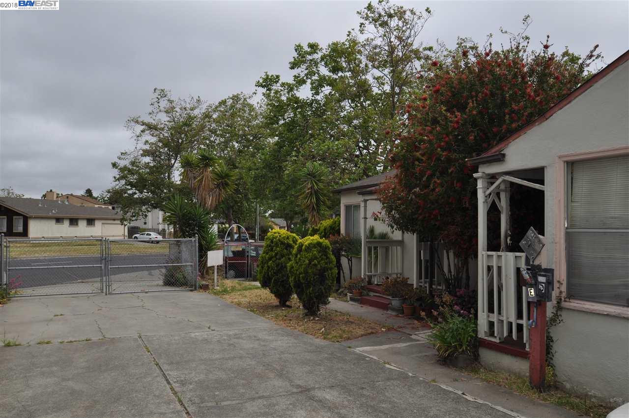 854 61St St, OAKLAND, California 94608, ,Comm Ri Multi-units 5+,For Sale,61St St,40822916