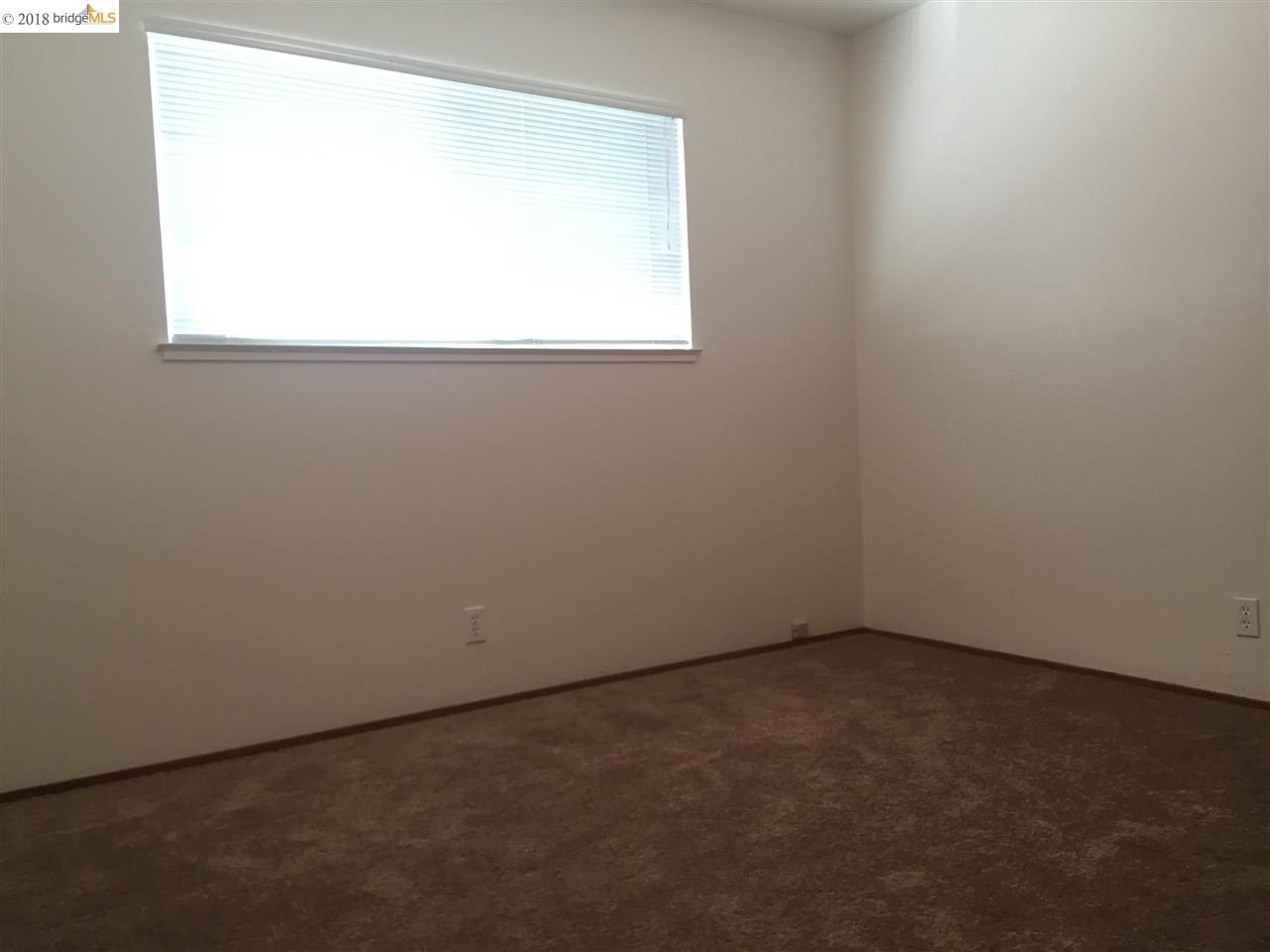 1000 Washington Av., ALBANY, California 94706, ,Comm Ri Multi-units 5+,For Sale,Washington Av.,40825657