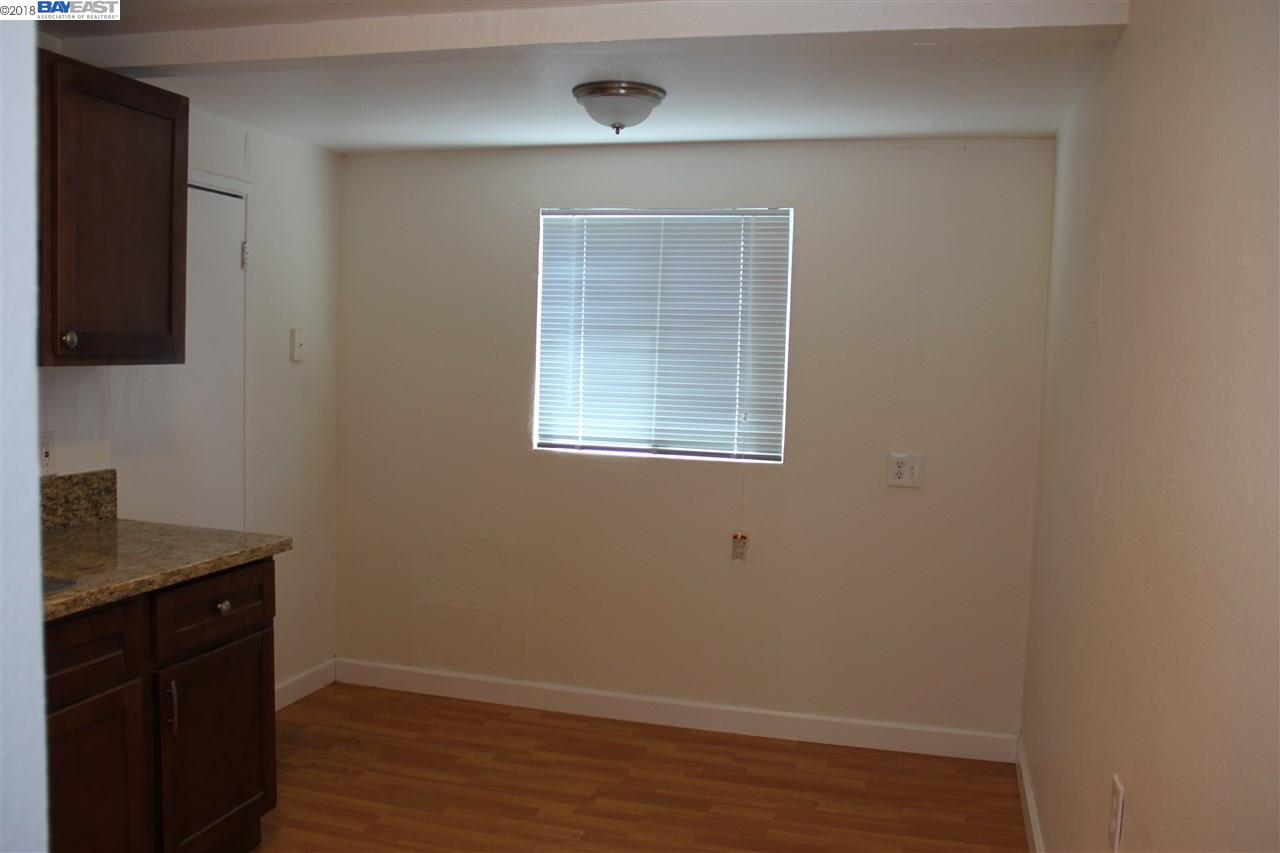 8117 Ney Ave, OAKLAND, California 94605, ,Comm Ri Multi-units 5+,For Sale,Ney Ave,40827697