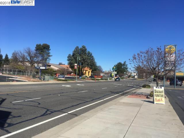 2257 Hilltop Dr, REDDING, California 96002, ,Comm Industrial For Lease,For Rent,Hilltop Dr,40943116